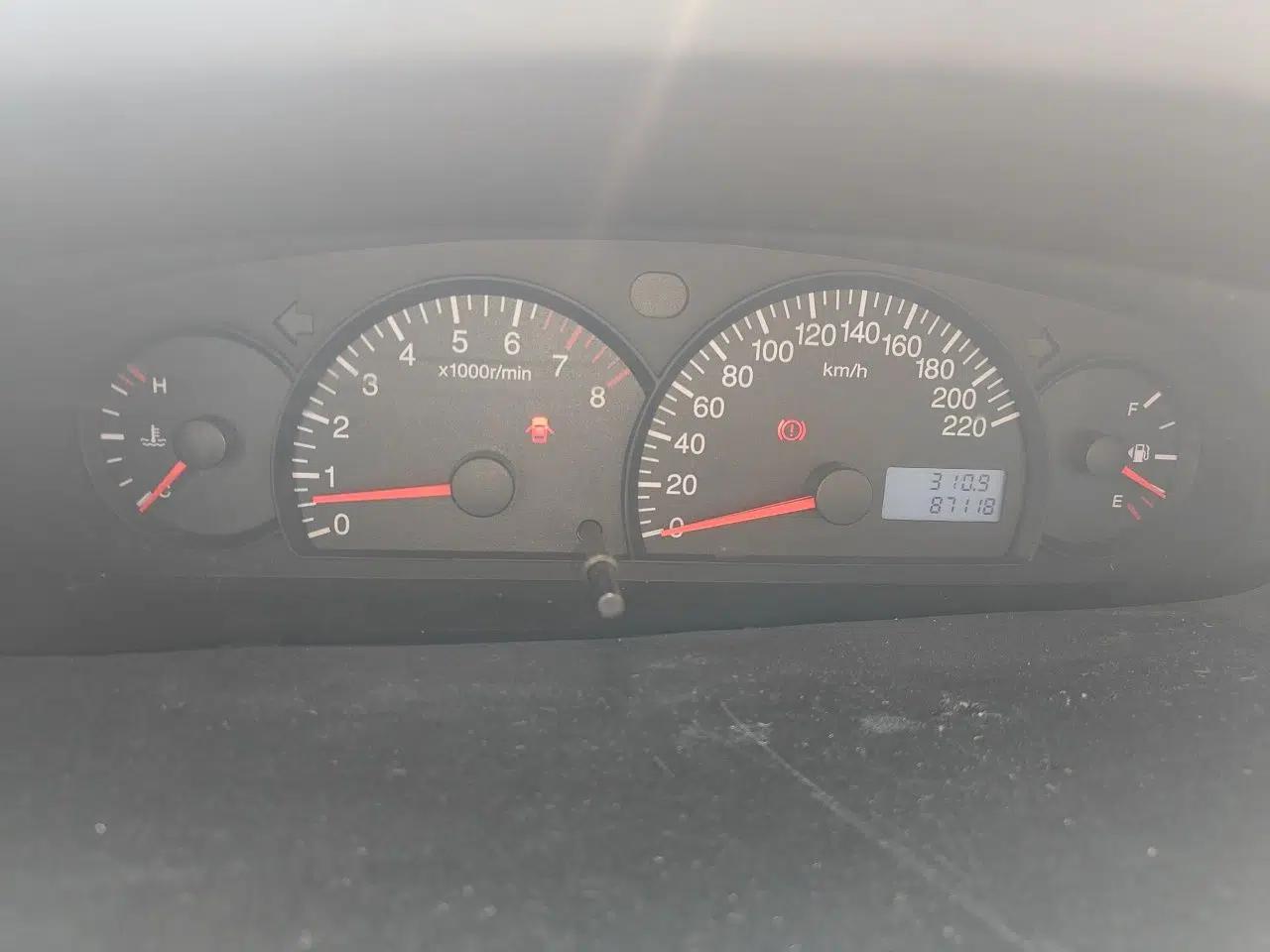 Geely Auto Diamond 2013 1.5L Manual Entry-Level Model — миниатюра 12