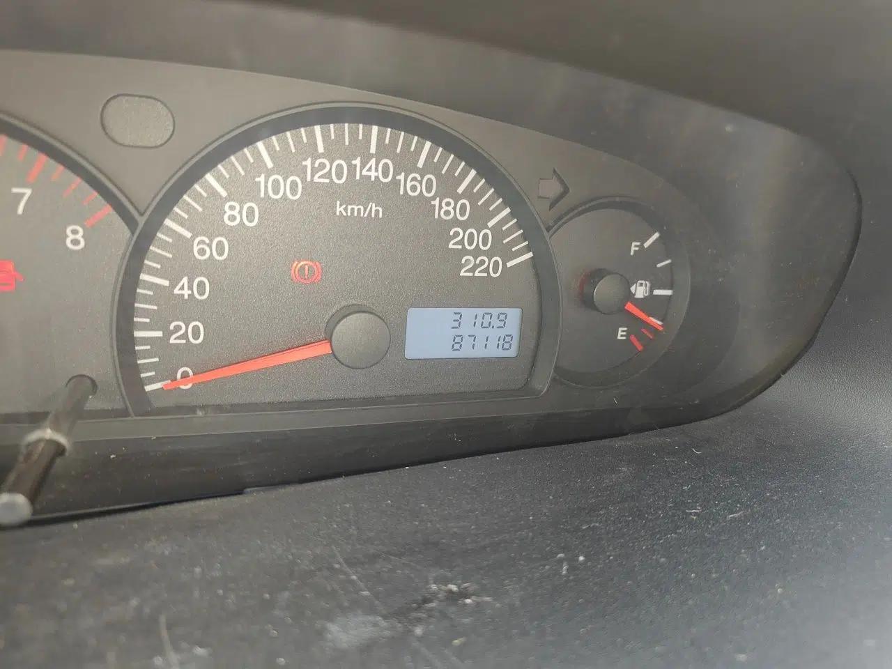 Geely Auto Diamond 2013 1.5L Manual Entry-Level Model — миниатюра 13