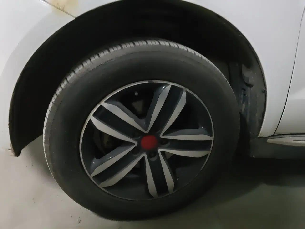 Geely Auto GX7 2014 1.8L Manual Value Edition — миниатюра 8