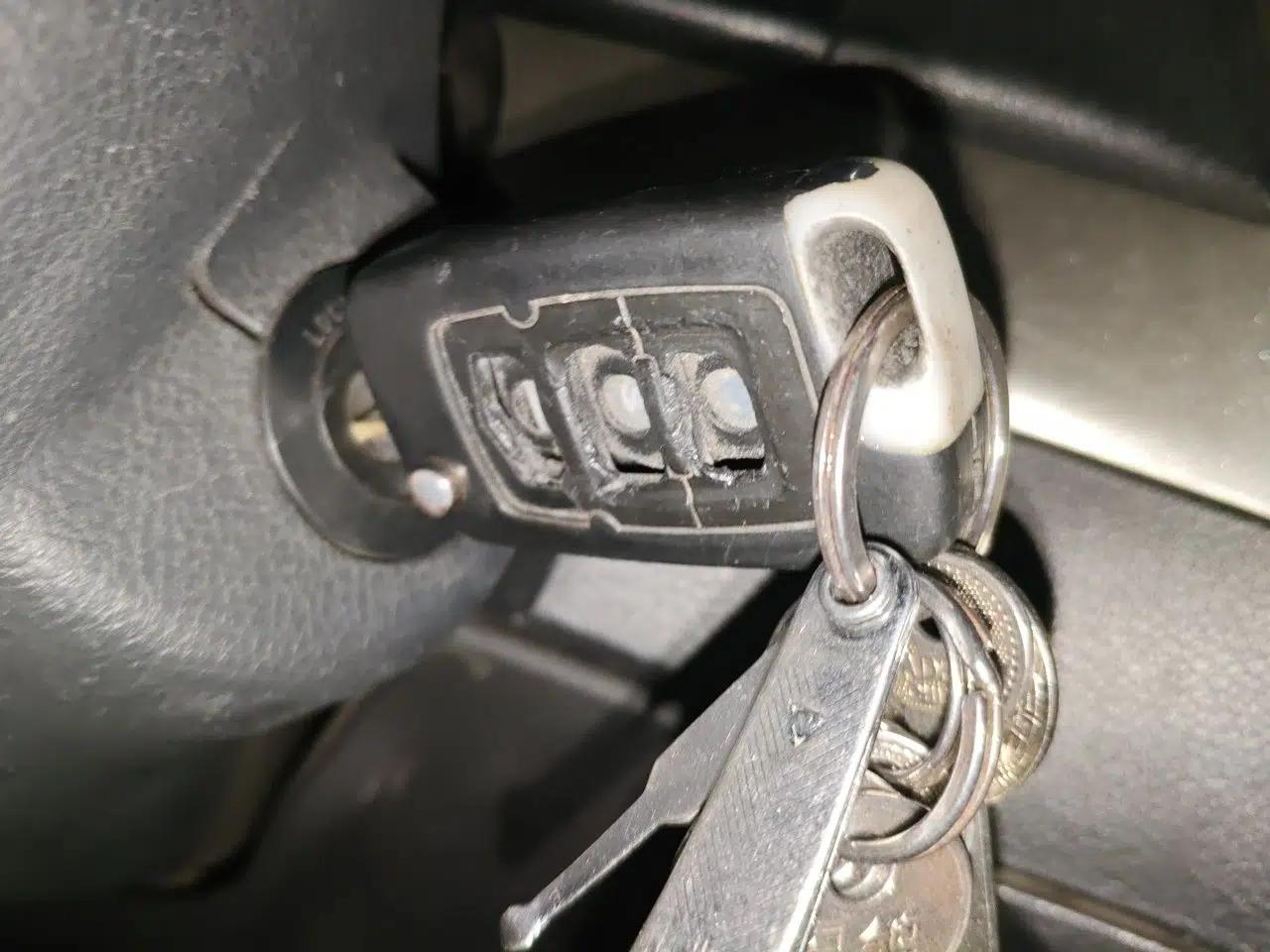 Geely Auto GX7 2014 1.8L Manual Value Edition — миниатюра 9