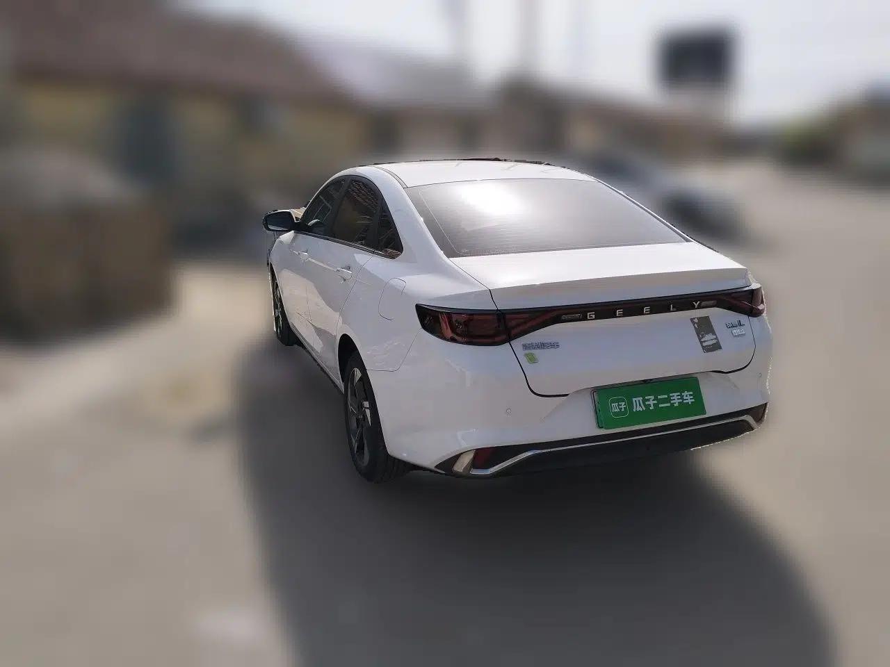 Geely Auto Emgrand L HiP 2022 1.5TD-DHT Pro 100KM Super Rui — миниатюра 4