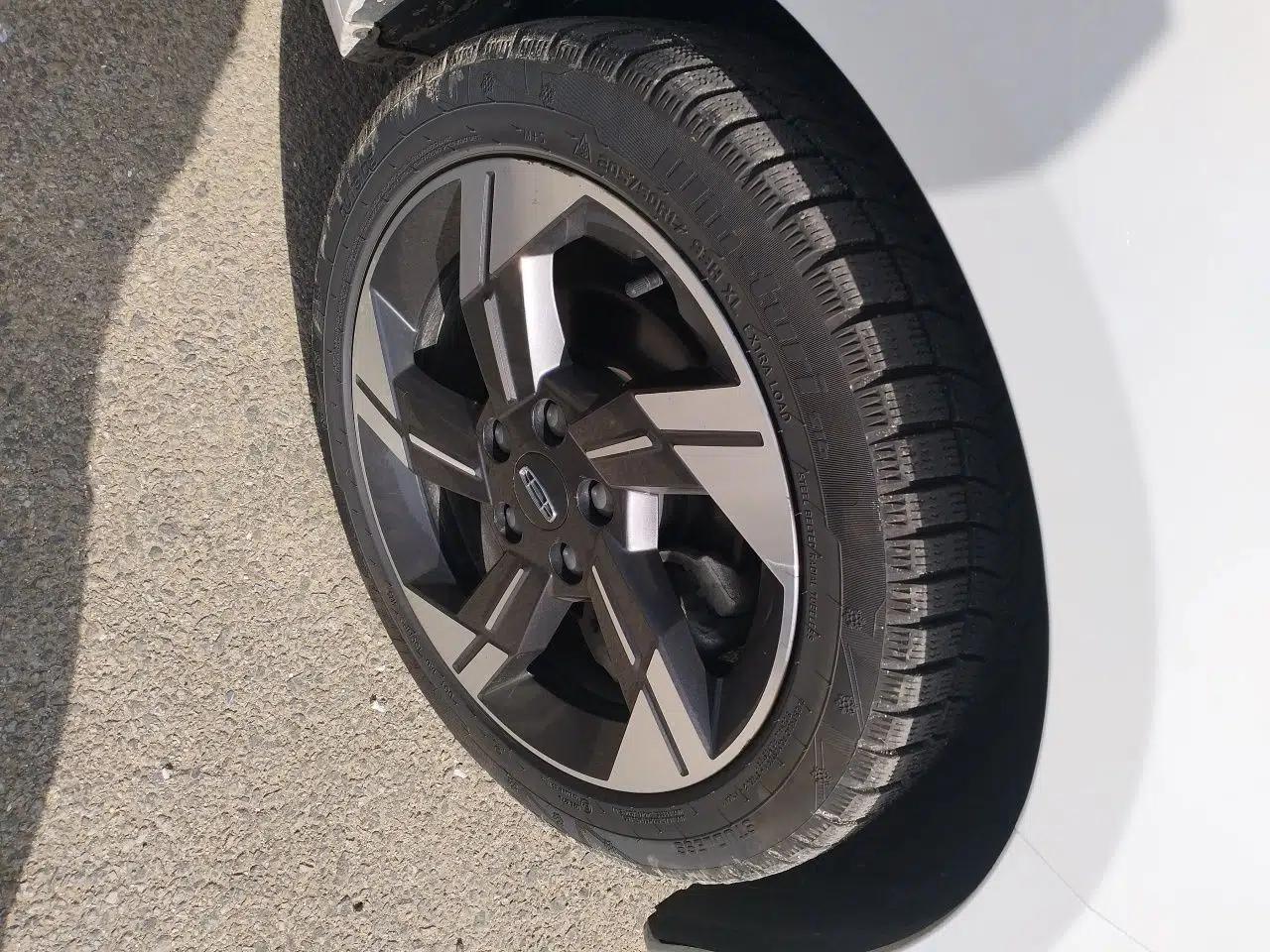 Geely Auto Emgrand L HiP 2022 1.5TD-DHT Pro 100KM Super Rui — миниатюра 8
