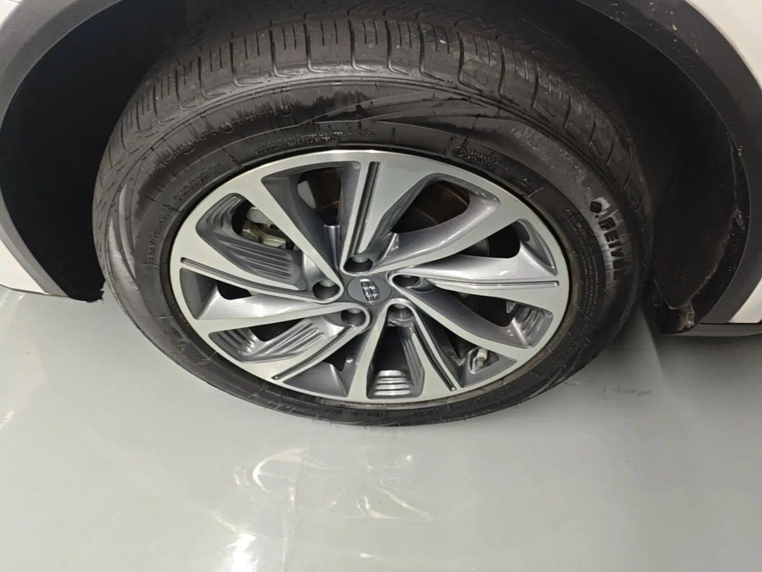 Geely Auto Jiajie New Energy 2019 1.5TD PHEV Deluxe Edition — миниатюра 9