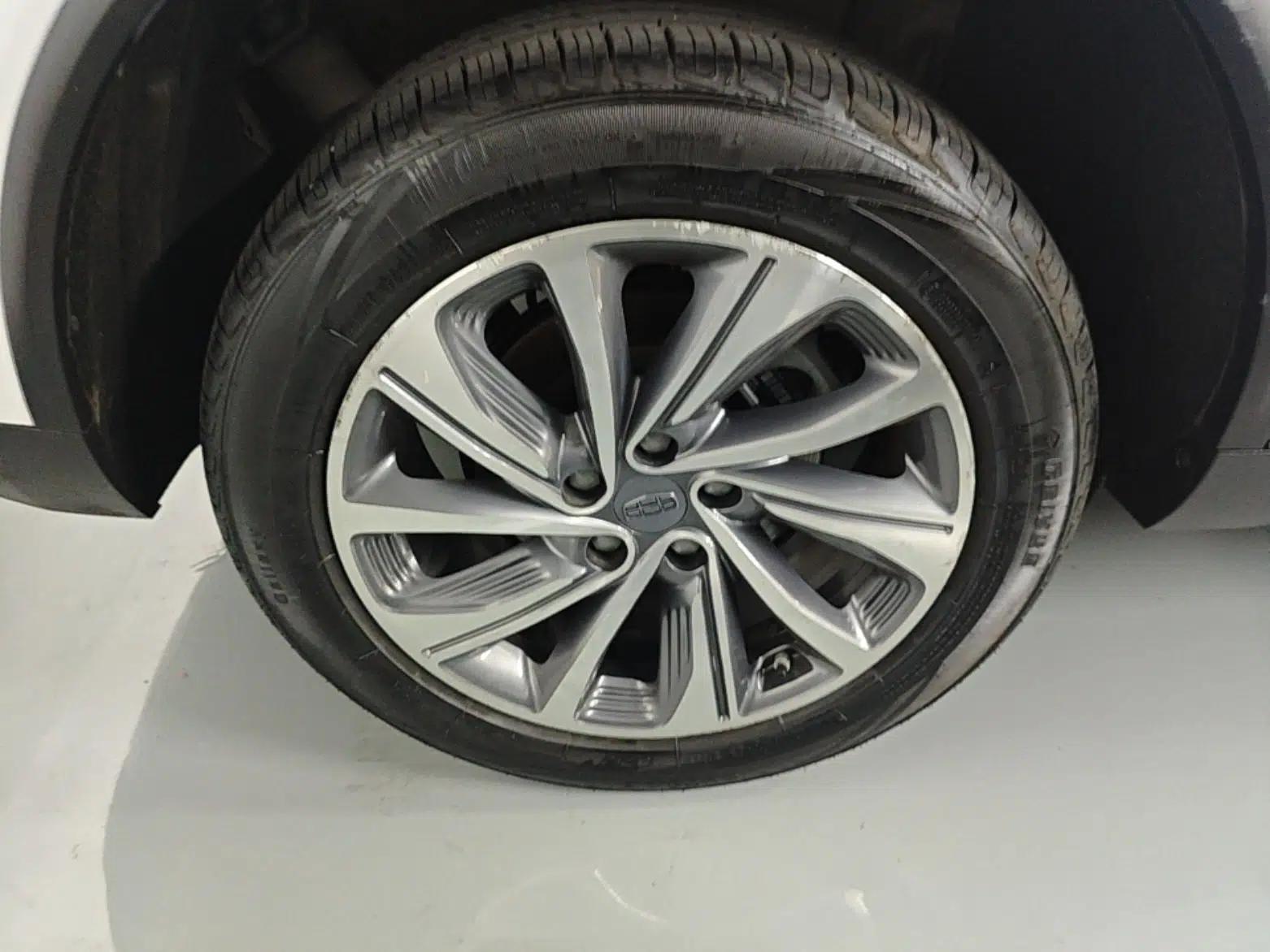 Geely Auto Jiajie New Energy 2019 1.5TD PHEV Deluxe Edition — миниатюра 10