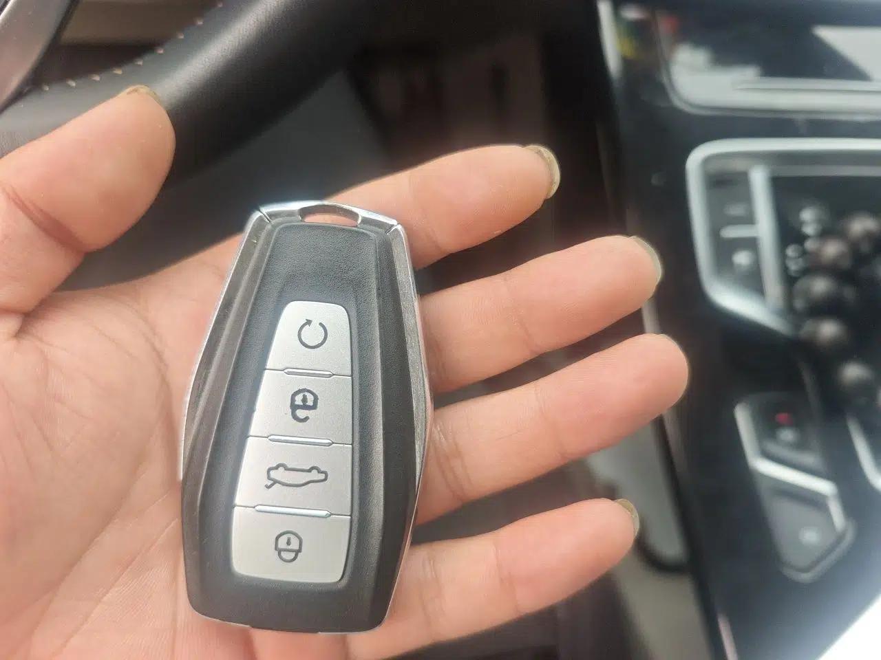Geely Auto Jiajie New Energy 2021 ePro 1.5TD PHEV Comfort Edition — миниатюра 9