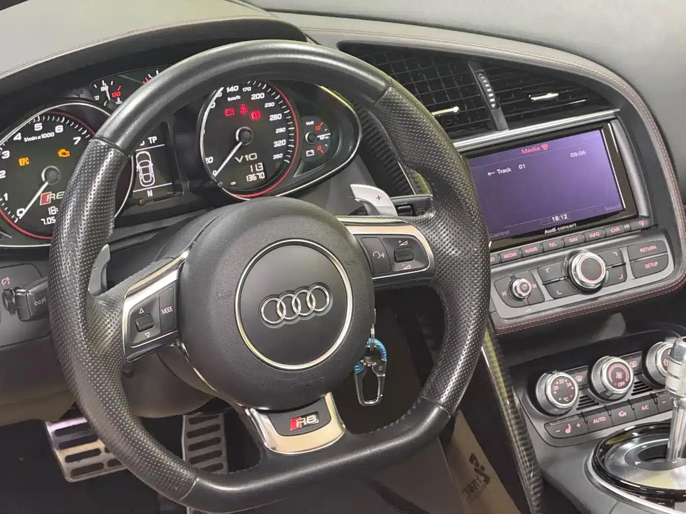 2014 Audi R8 Spyder 5.2 FSI quattro — миниатюра 12