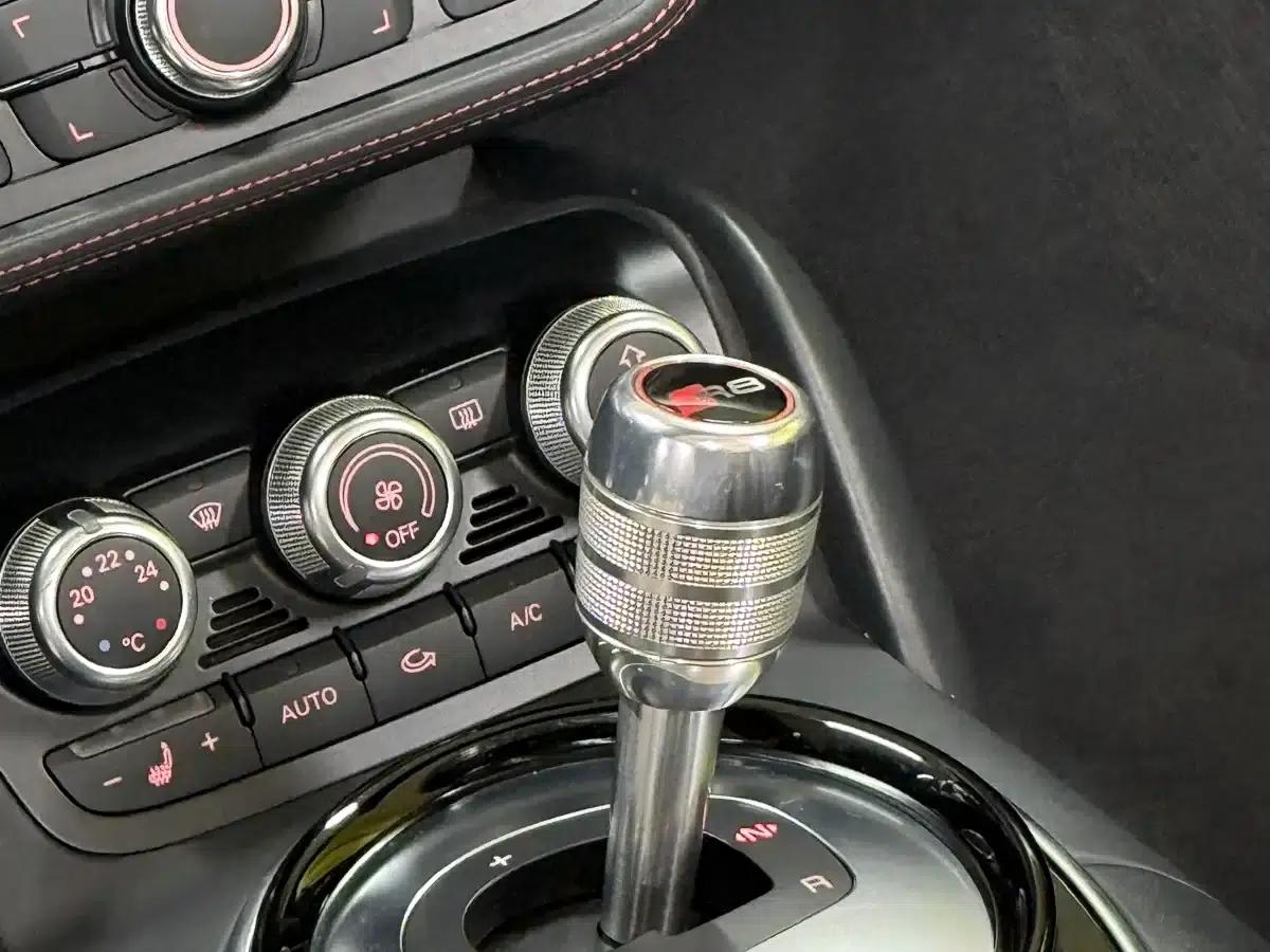 2014 Audi R8 Spyder 5.2 FSI quattro — миниатюра 13