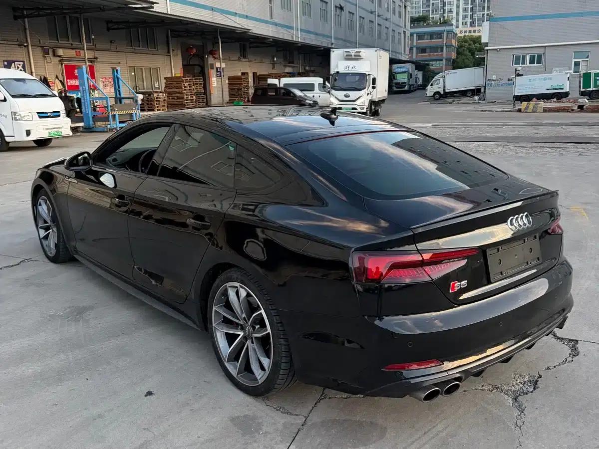 2017 Audi S5 3.0T Sportback — миниатюра 7