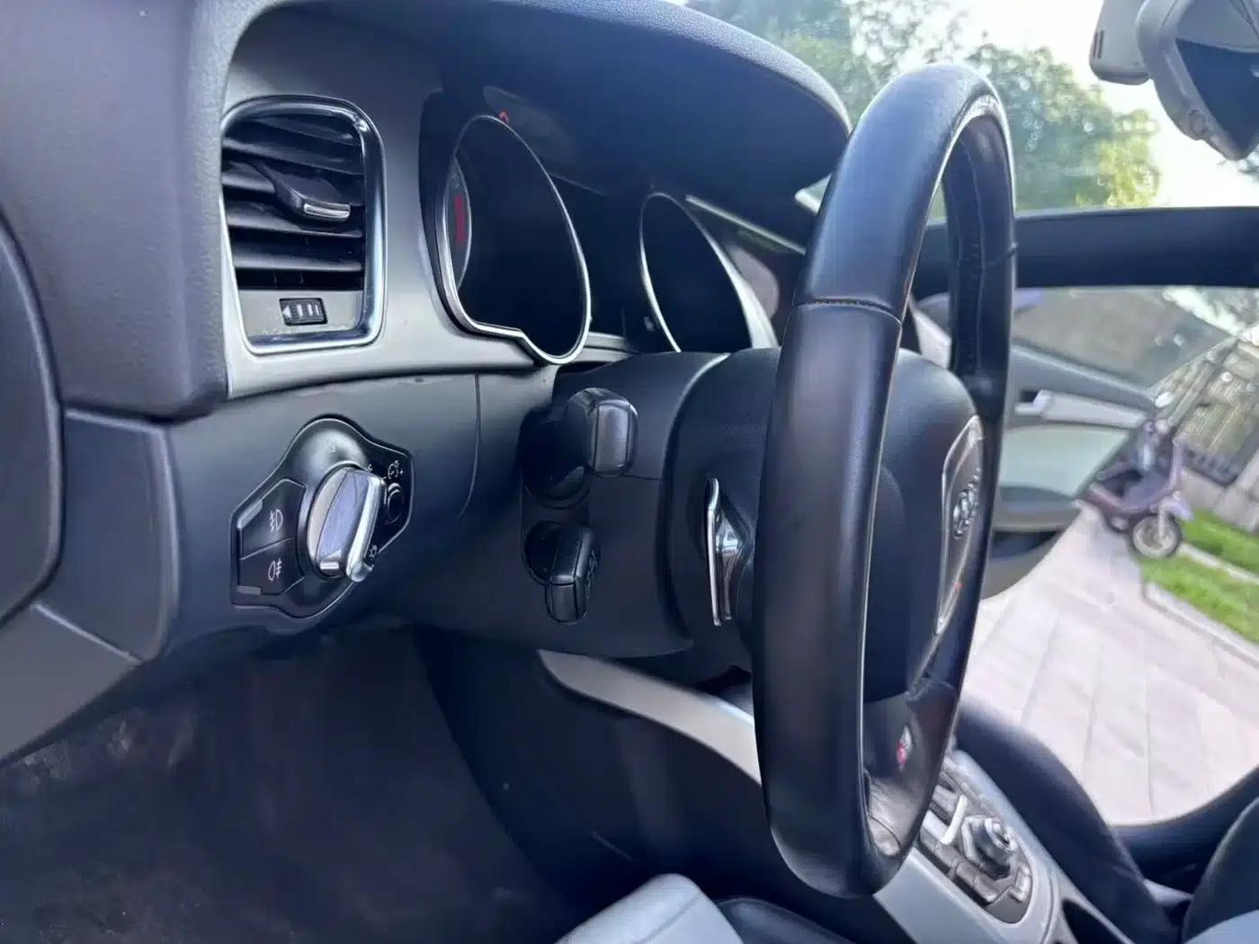 2010 Audi S5 3.0T Sportback — миниатюра 20