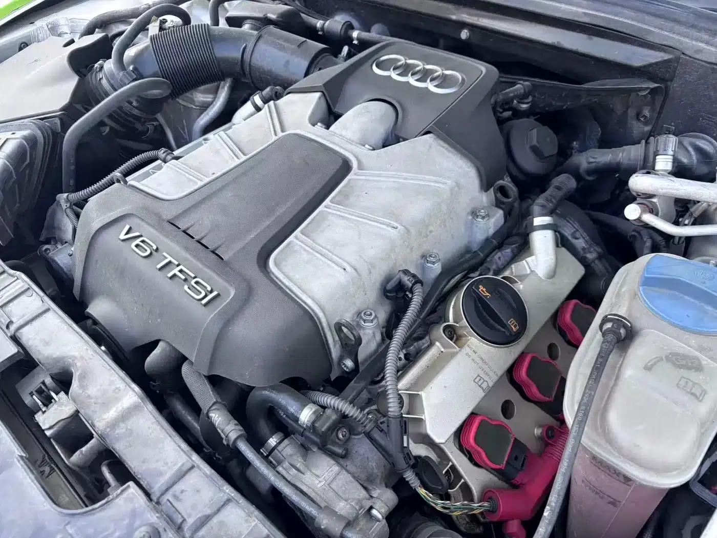 2010 Audi S5 3.0T Sportback — миниатюра 32