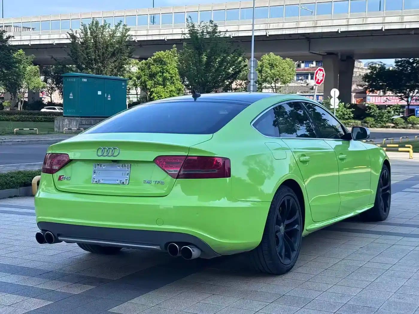 2010 Audi S5 3.0T Sportback — миниатюра 5