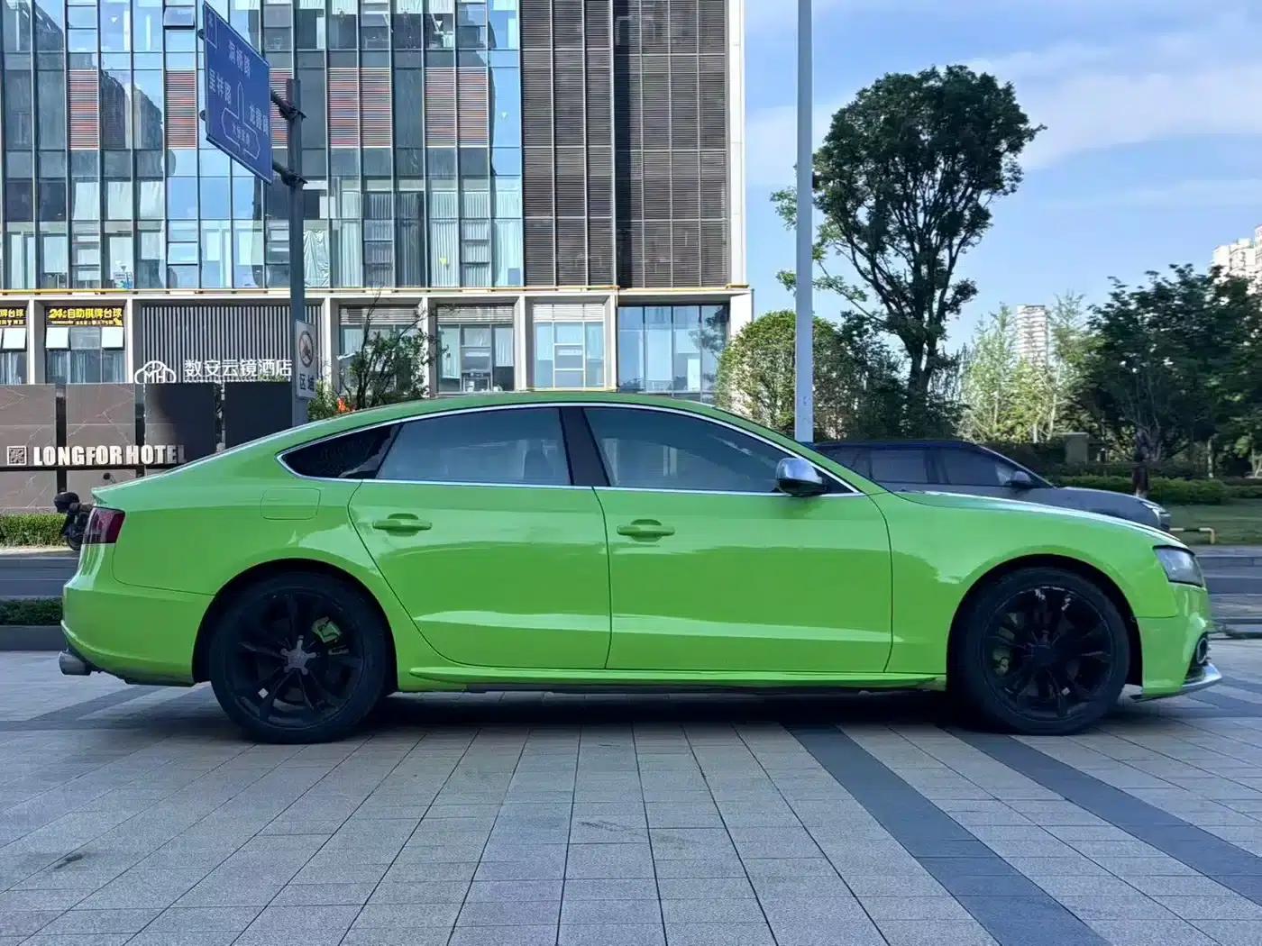 2010 Audi S5 3.0T Sportback — миниатюра 6