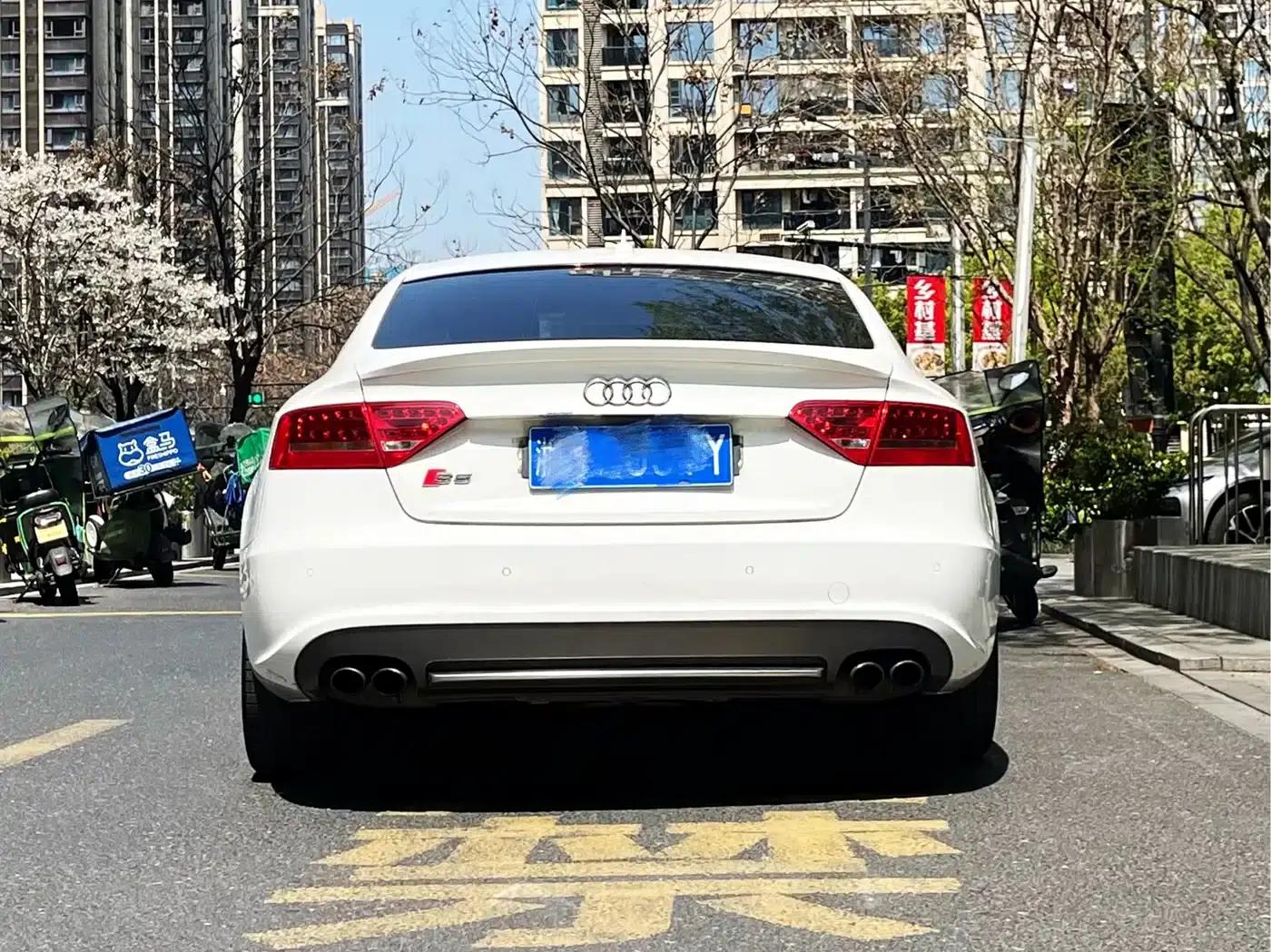 2012 Audi S5 3.0T Sportback — миниатюра 4