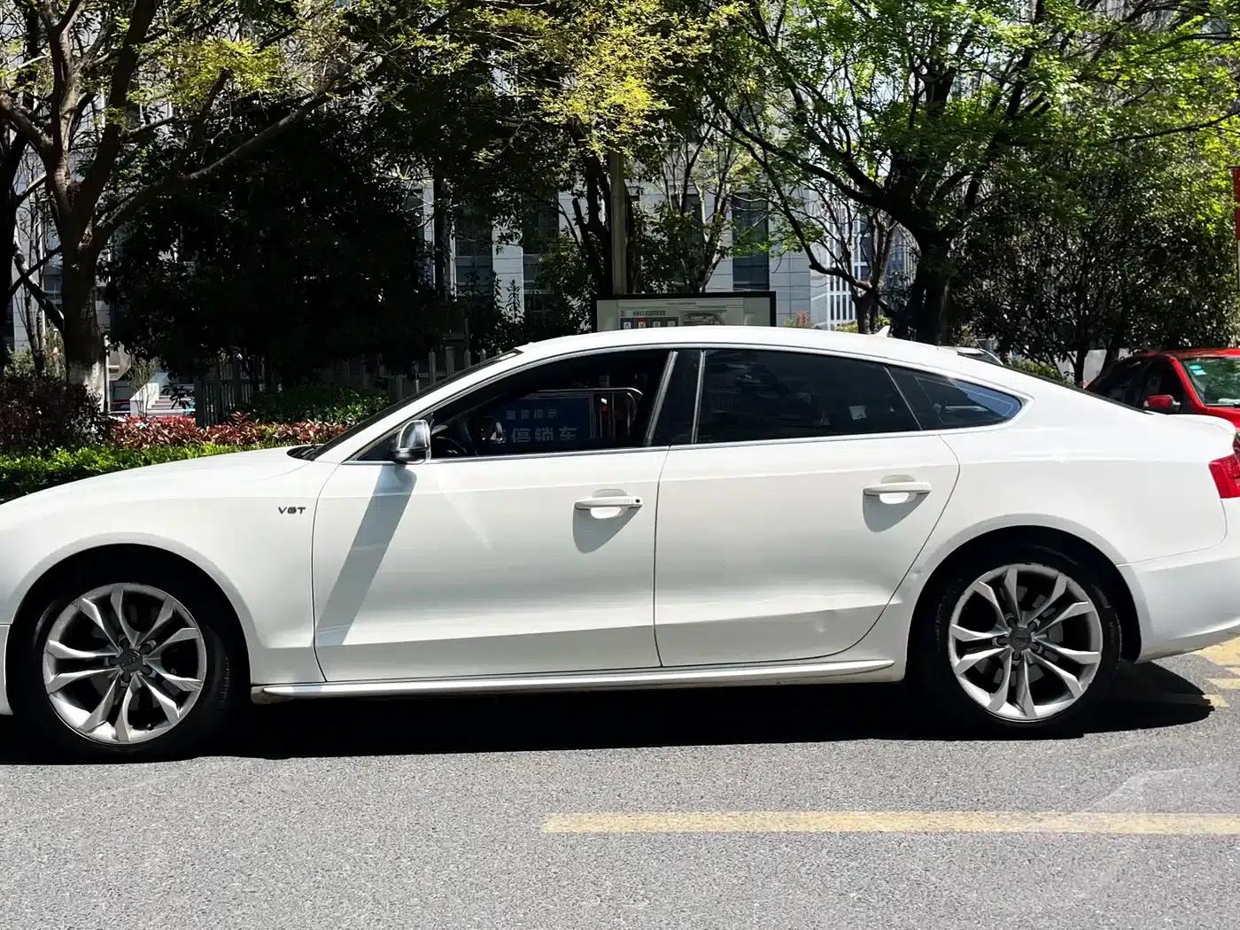 2012 Audi S5 3.0T Sportback — миниатюра 8