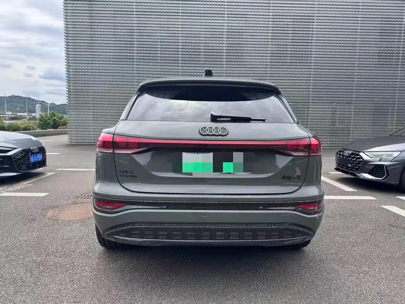 Audi Q6L e-tron 2026 First Edition — миниатюра 3