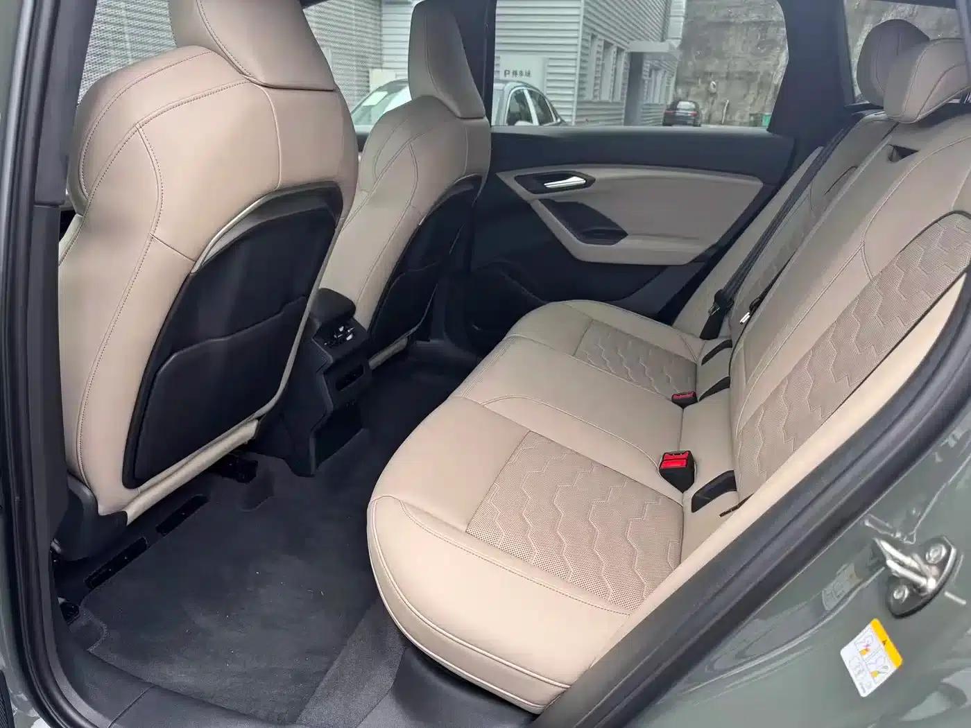 Audi Q6L e-tron 2026 First Edition — миниатюра 9