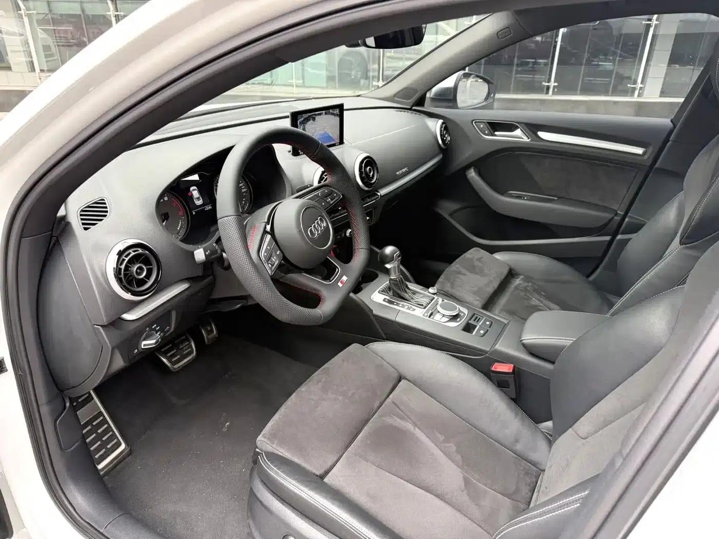 Audi S3 2015 Model S3 2.0T Limousine — миниатюра 4