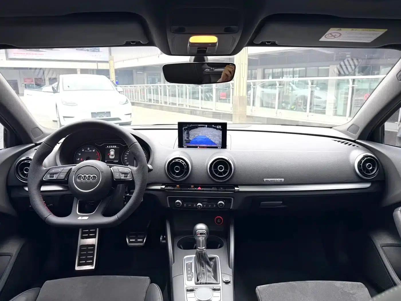 Audi S3 2015 Model S3 2.0T Limousine — миниатюра 6