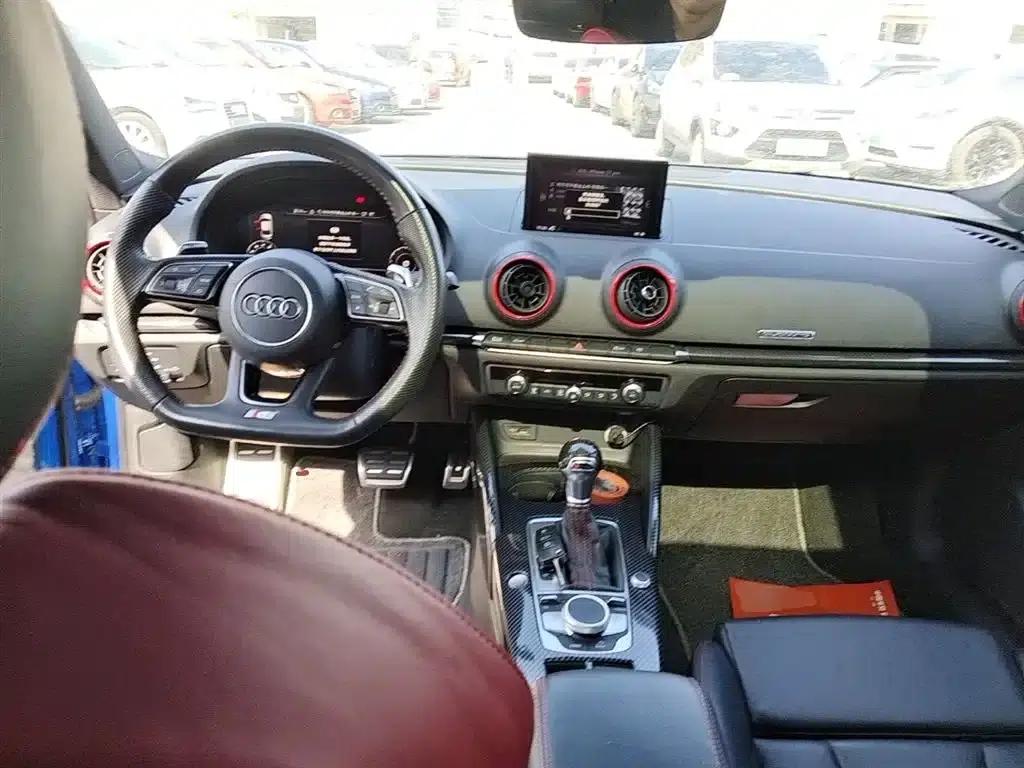 Audi S3 2019 Model S3 2.0T Limousine — миниатюра 10