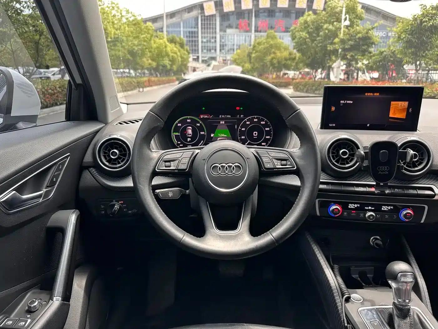 2019 Audi Q2L e-tron Pure Electric Smart Edition — миниатюра 12