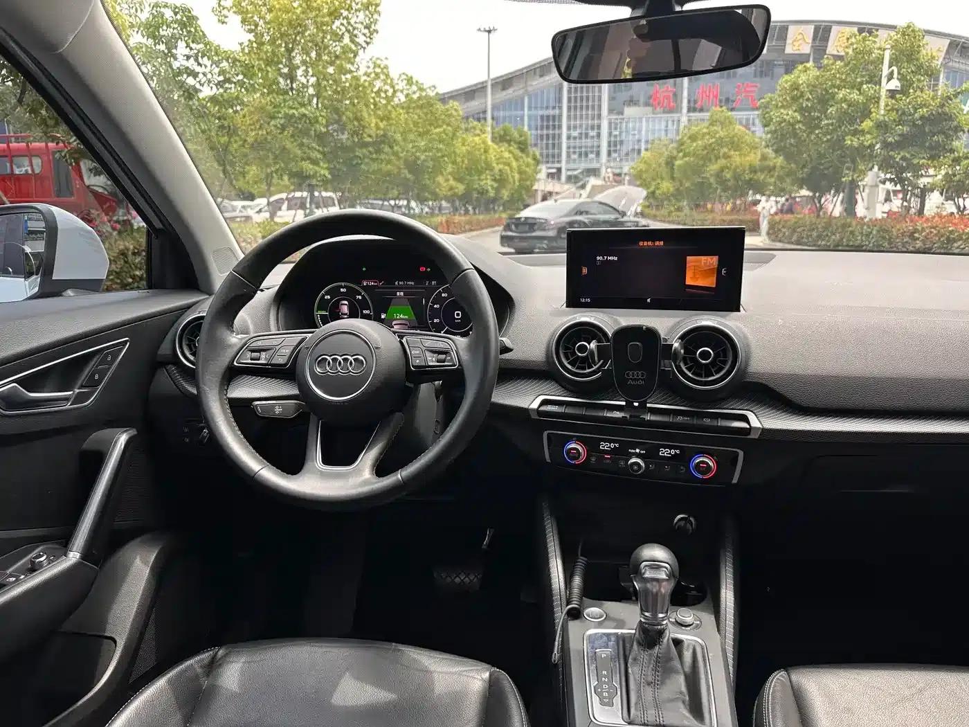 2019 Audi Q2L e-tron Pure Electric Smart Edition — миниатюра 14