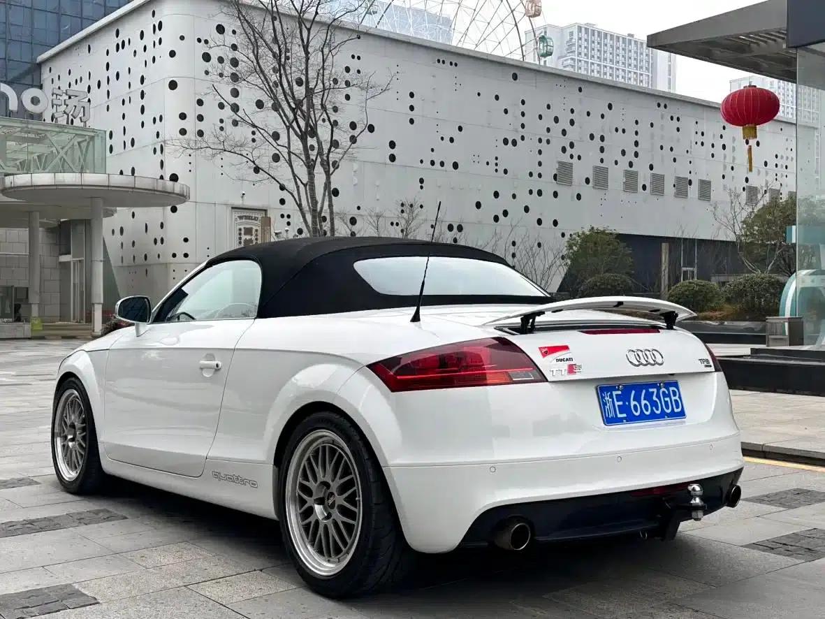 2011 Audi TTS Roadster 2.0TFSI quattro — миниатюра 6