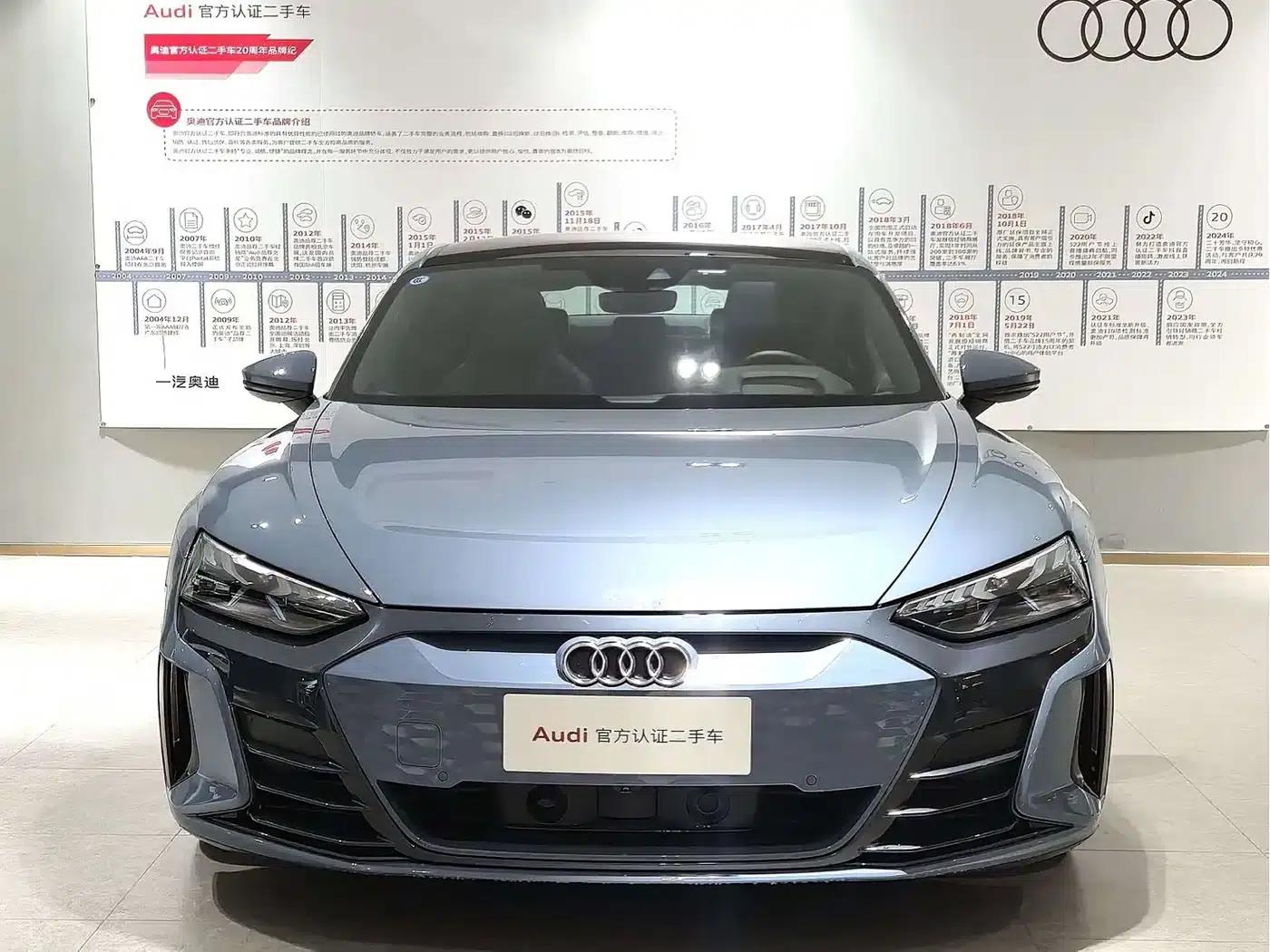 Audi e-tron GT 2023 Base Model — миниатюра 2