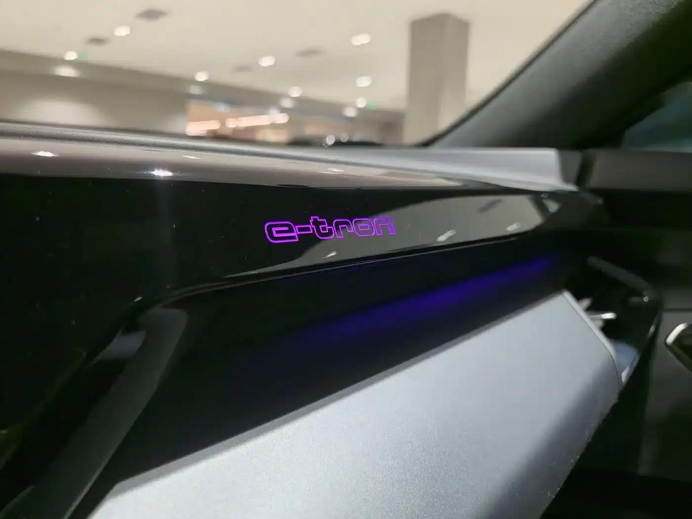 Audi e-tron GT 2023 Base Model — миниатюра 13