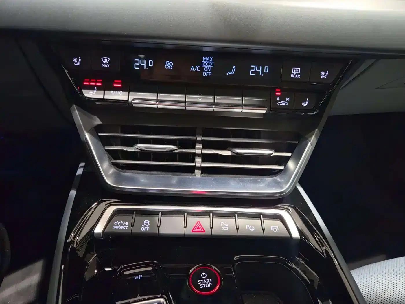Audi e-tron GT 2023 Base Model — миниатюра 9