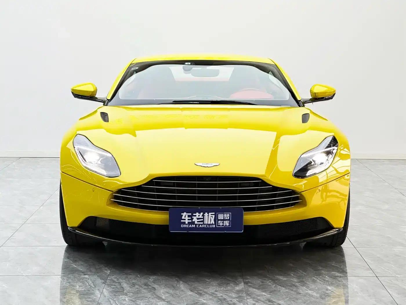 Aston Martin DB11 2019 4.0T V8 Coupe — миниатюра 2