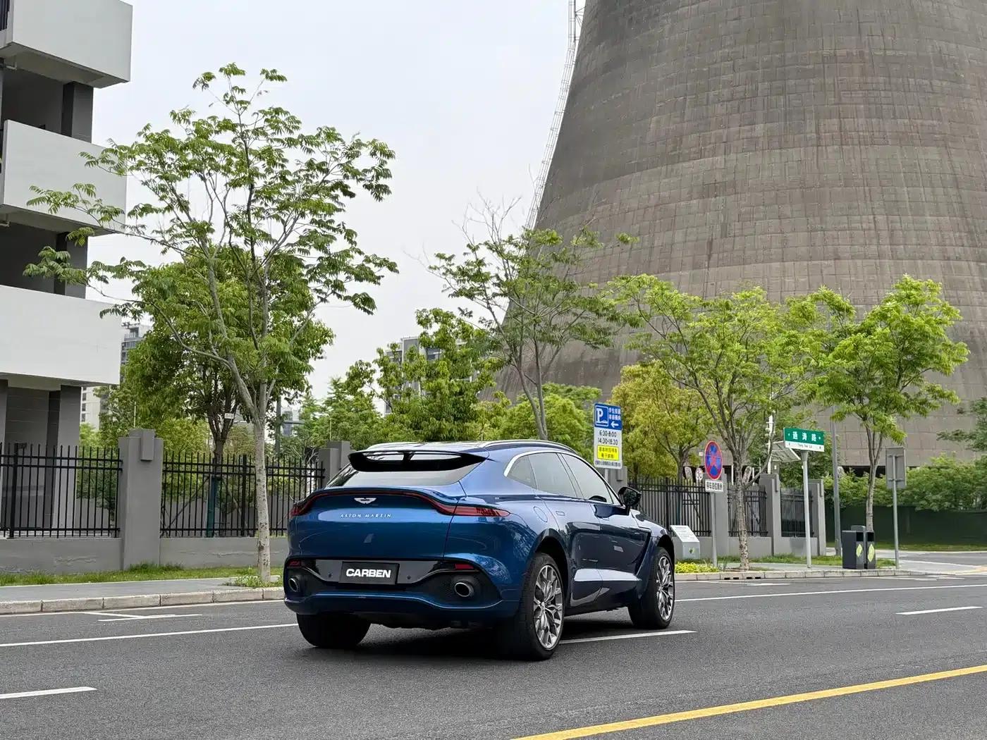 2024 Aston Martin DBX 4.0T V8 — миниатюра 6