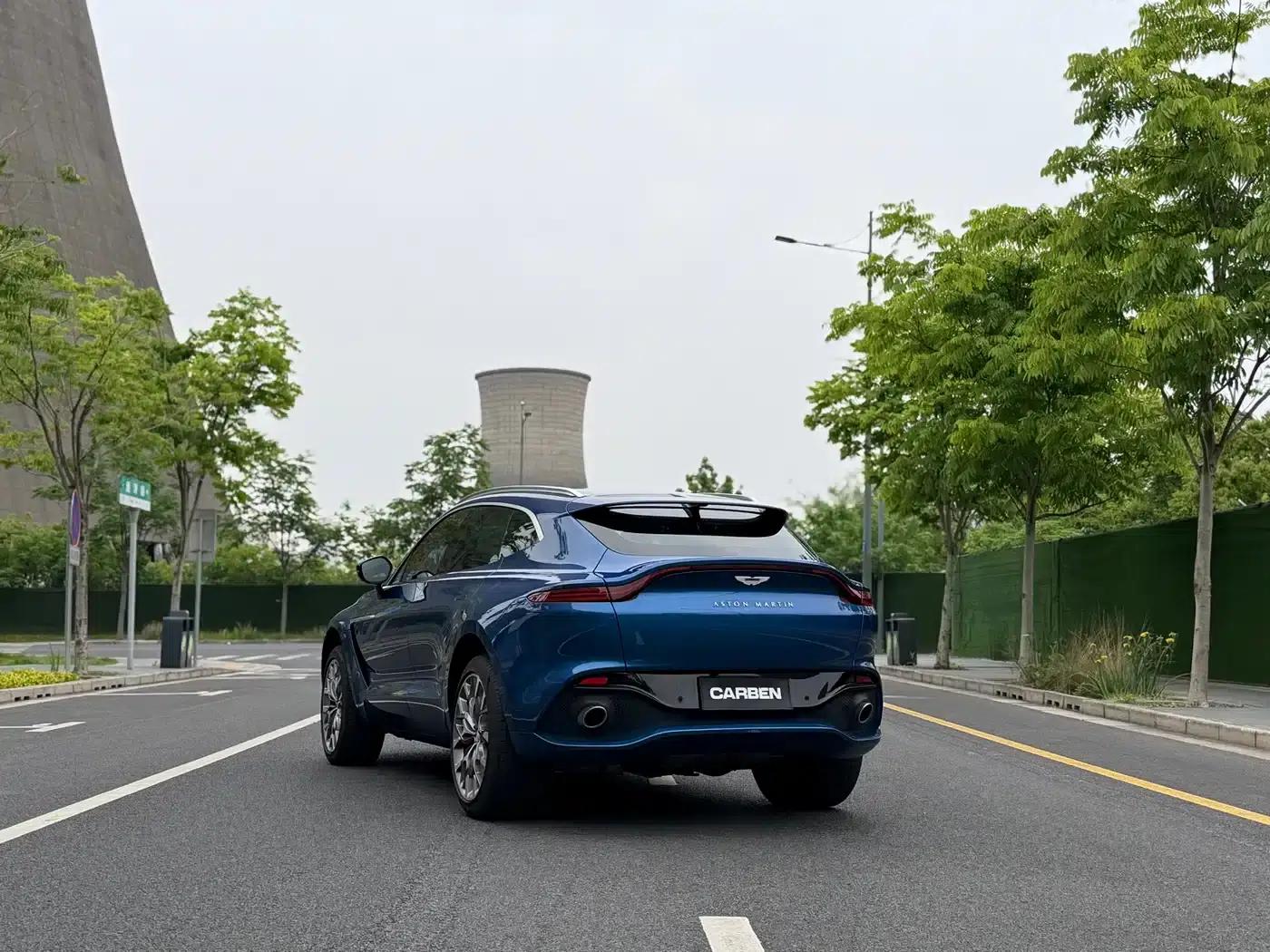 2024 Aston Martin DBX 4.0T V8 — миниатюра 8