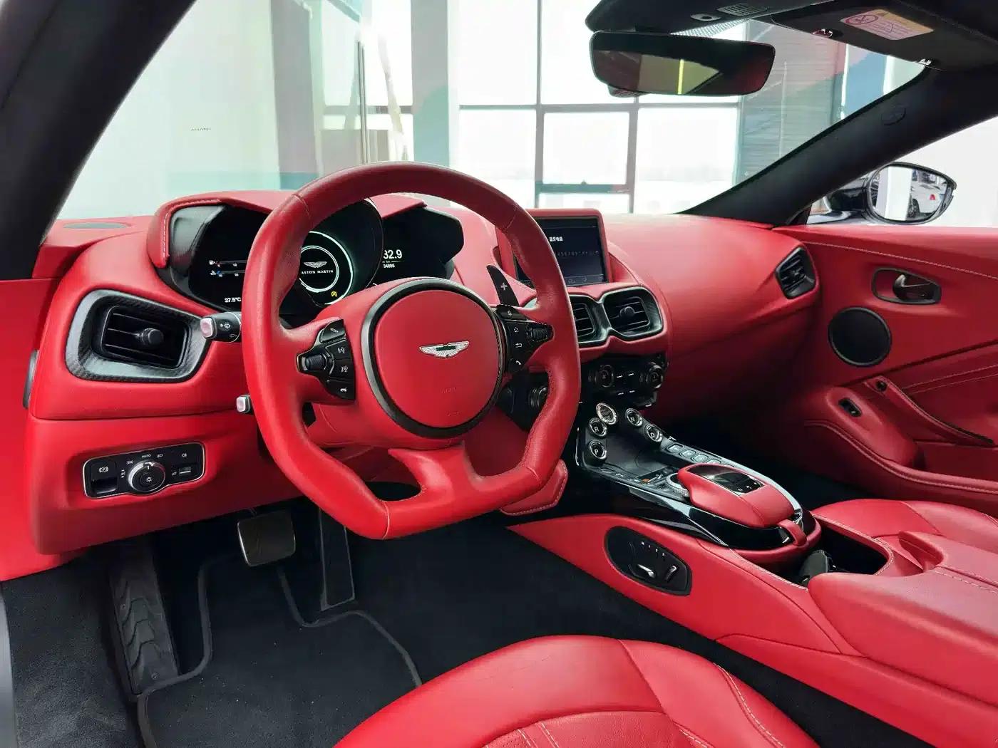 2020 V8 Vantage 4.0T V8 Coupe — миниатюра 19