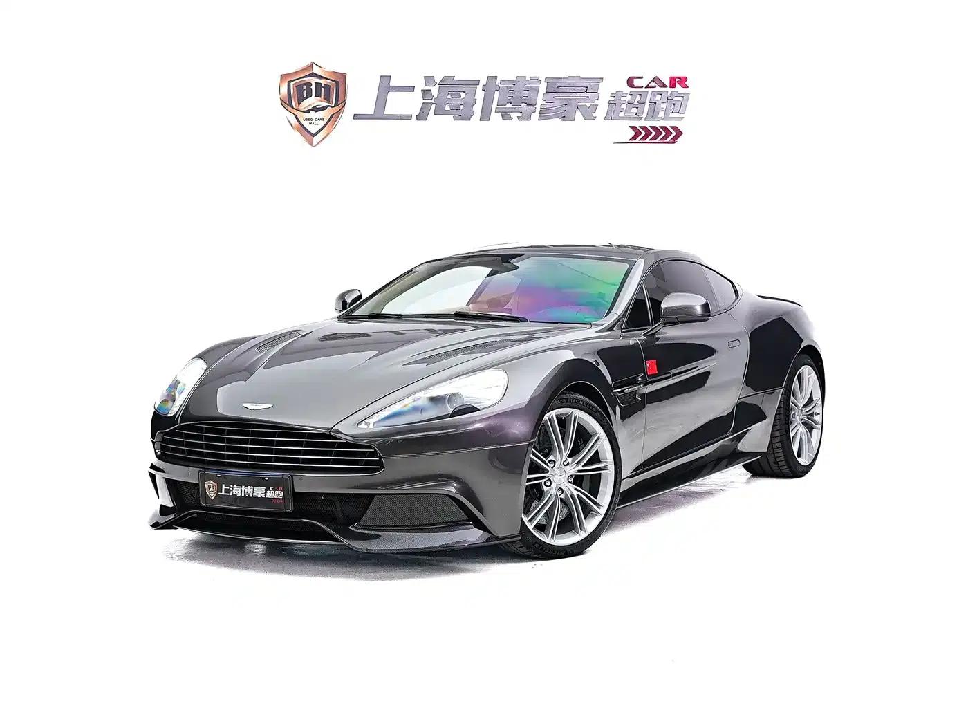 2013 Vanquish 6.0L Standard Model — миниатюра 1