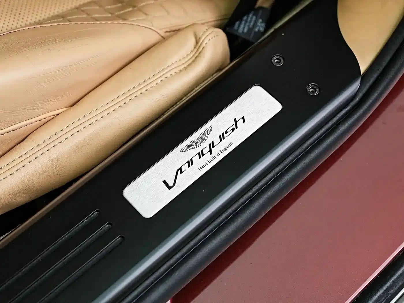 2013 Vanquish 6.0L Standard Model — миниатюра 5