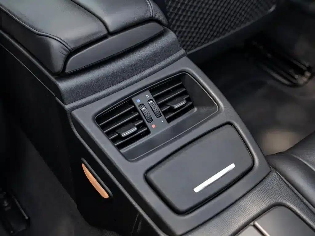 2009 BMW M3 Convertible — миниатюра 20
