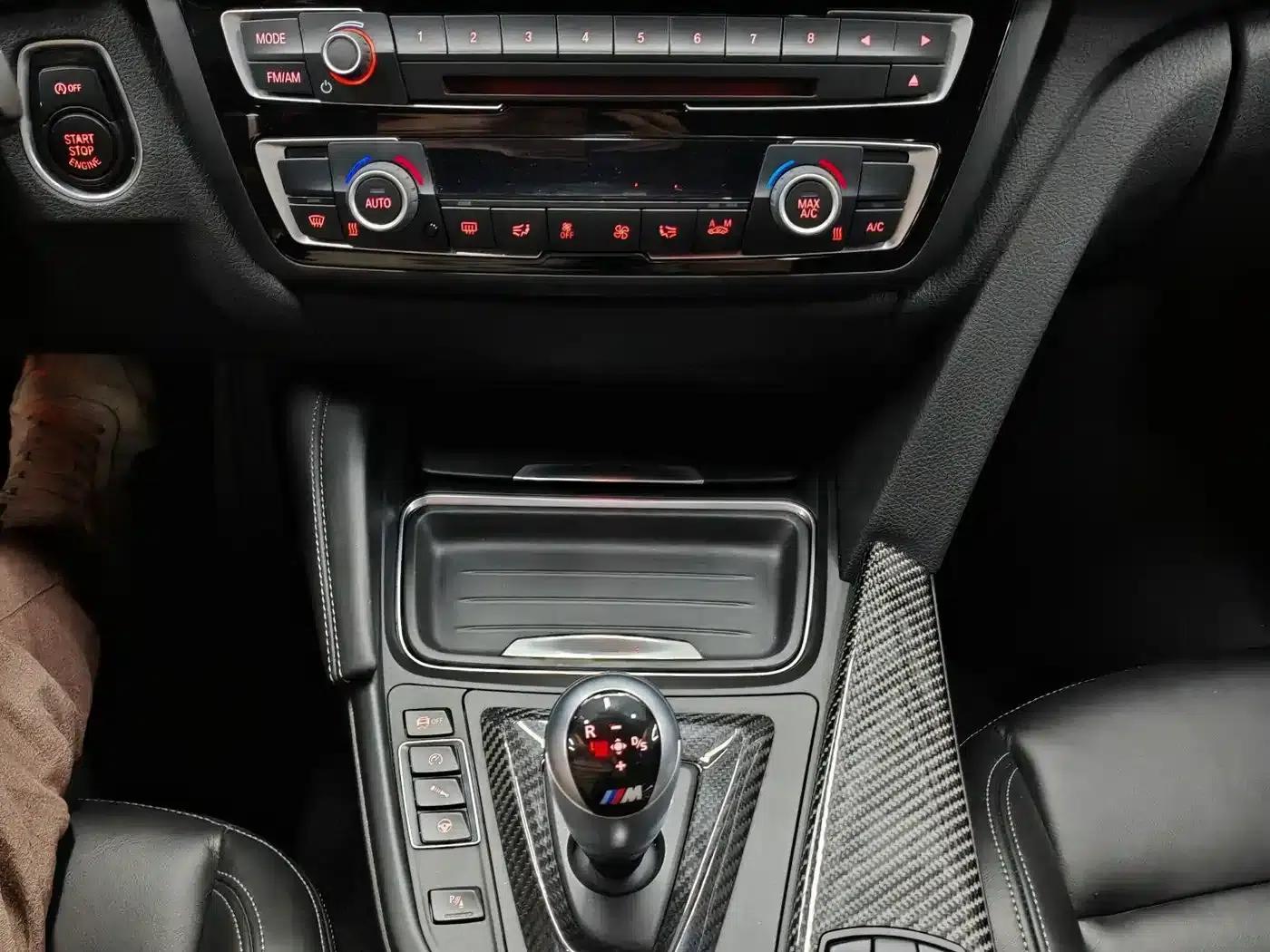 2014 BMW M3 Sedan — миниатюра 10