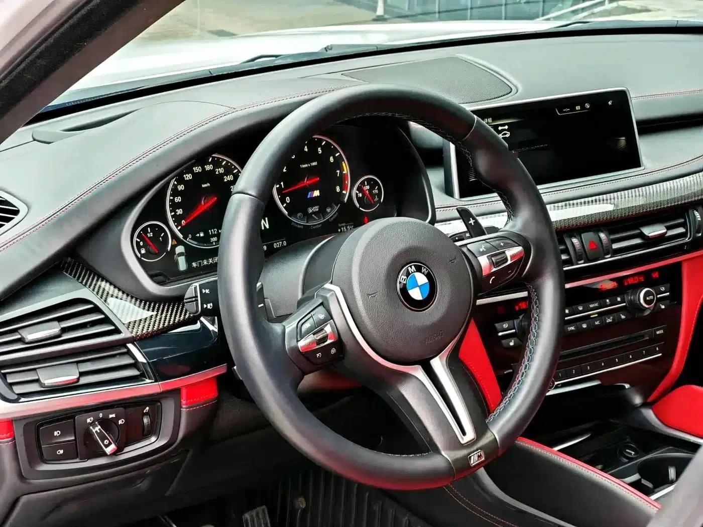 2015 BMW X5 M — миниатюра 15
