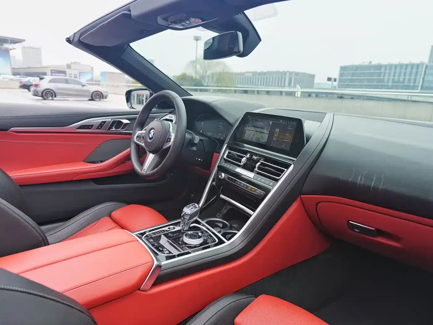 BMW 8 Series 2019 840i Convertible Coupe First Edition — миниатюра 7