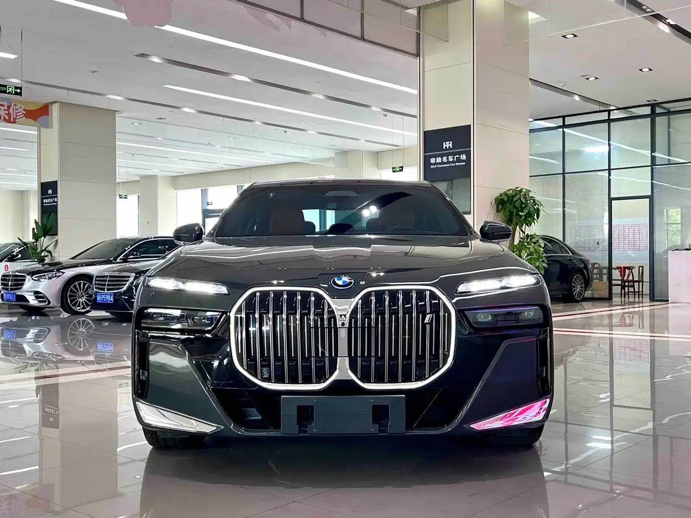 BMW i7 2023 eDrive50L M Sport Package — миниатюра 2