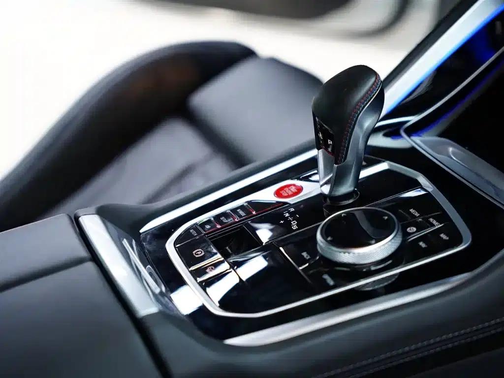 2022 BMW X6 M — миниатюра 42
