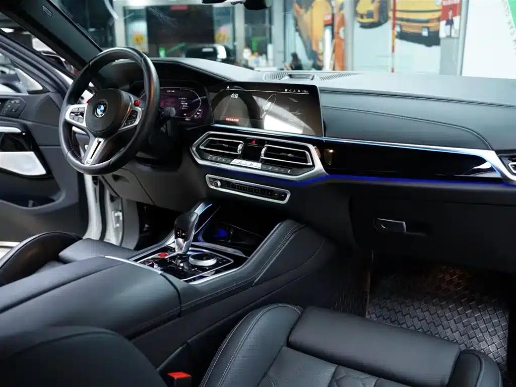 2022 BMW X6 M — миниатюра 43