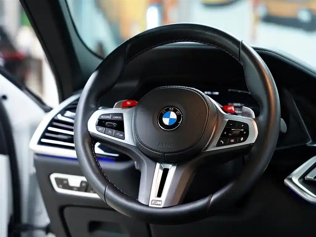 2022 BMW X6 M — миниатюра 45