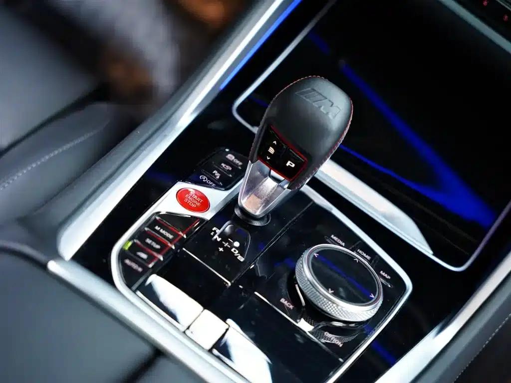 2022 BMW X6 M — миниатюра 47