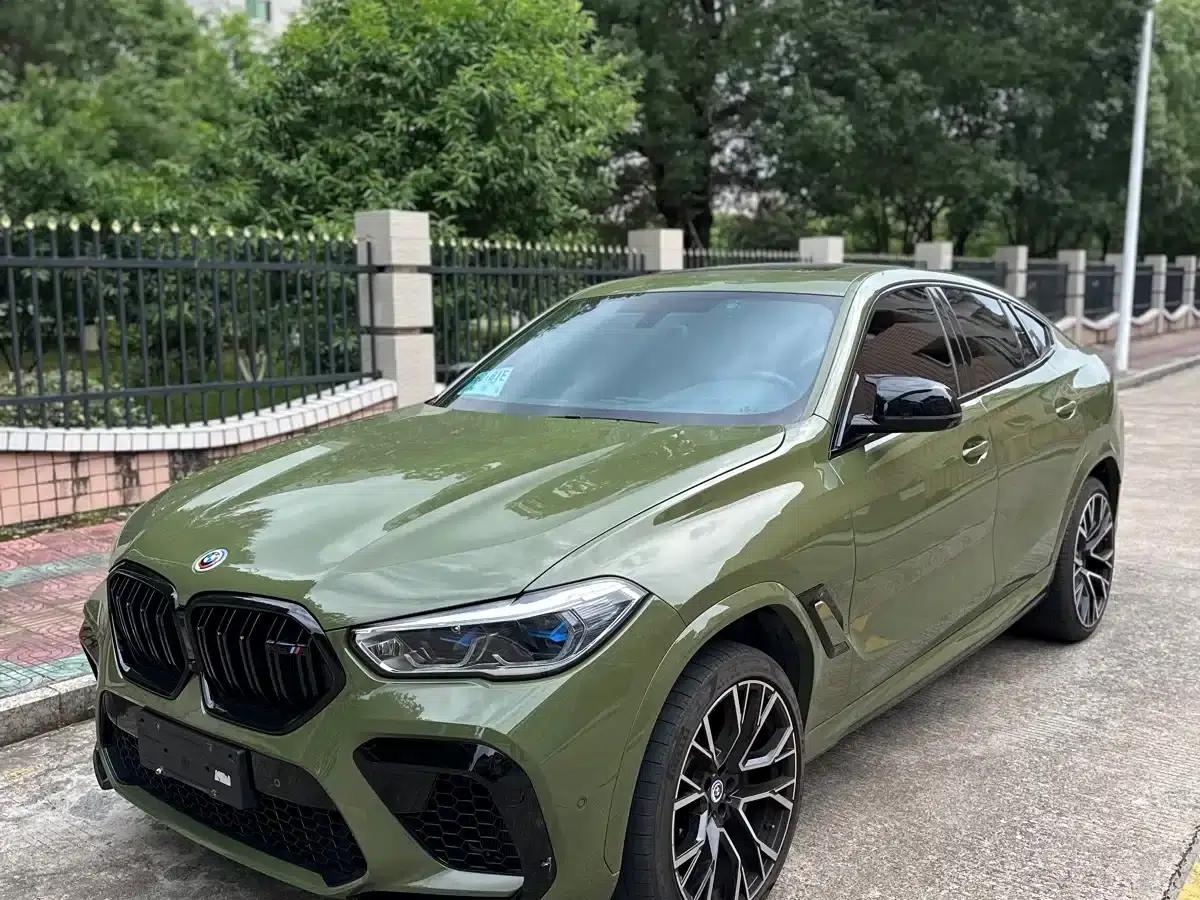 2022 BMW X6 M — миниатюра 1