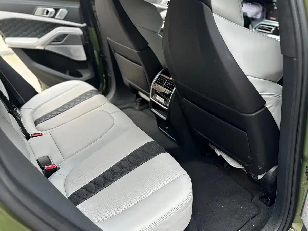 2022 BMW X6 M — миниатюра 12