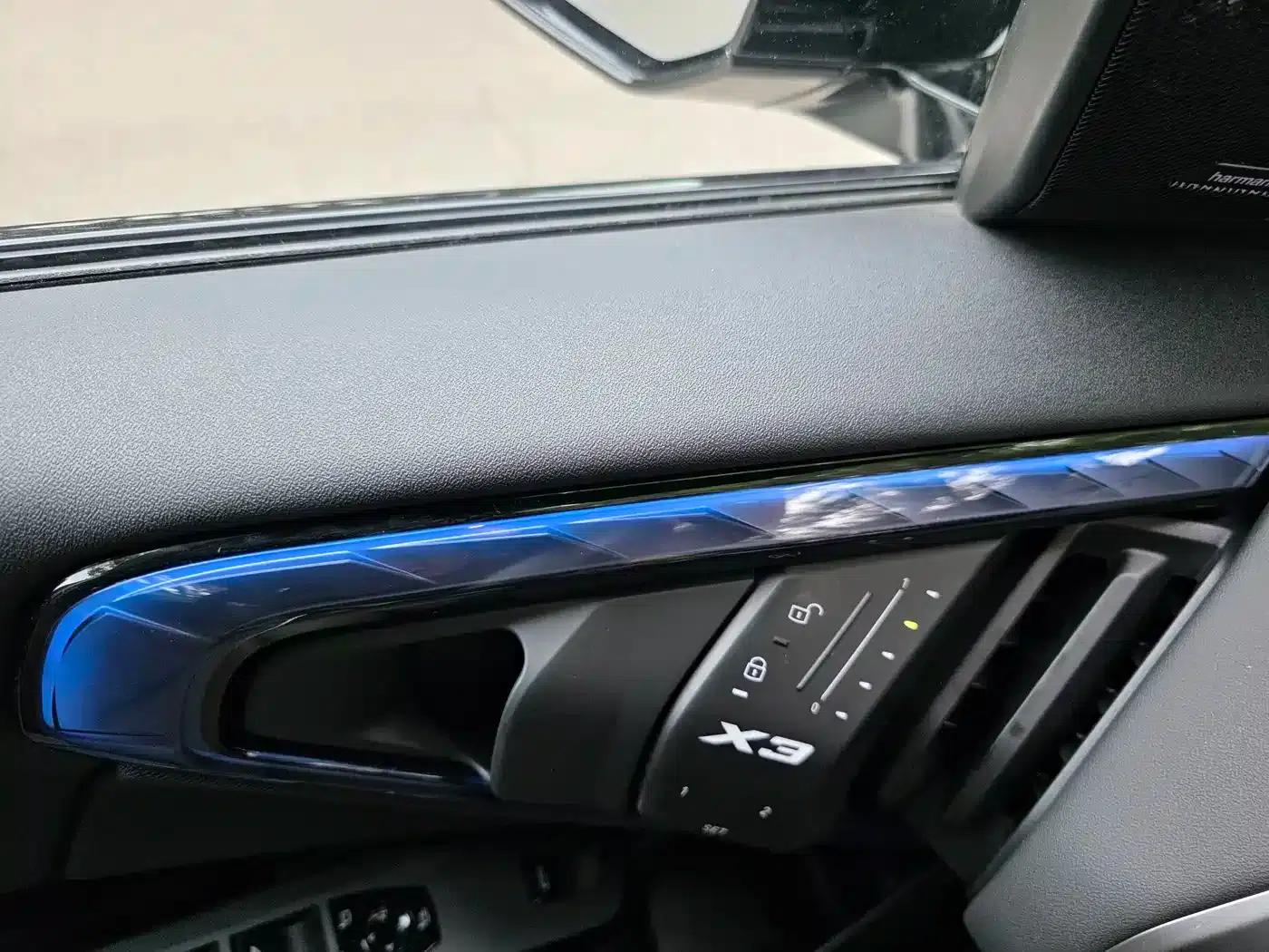 BMW X3 M50 2025 M50 xDrive — миниатюра 11