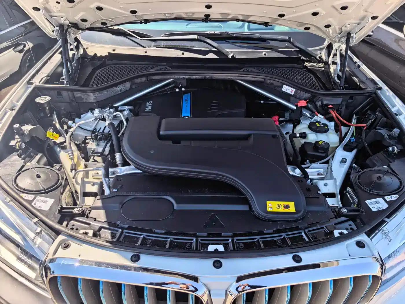2016 BMW X5 PHEV Imported Model xDrive40e — миниатюра 14