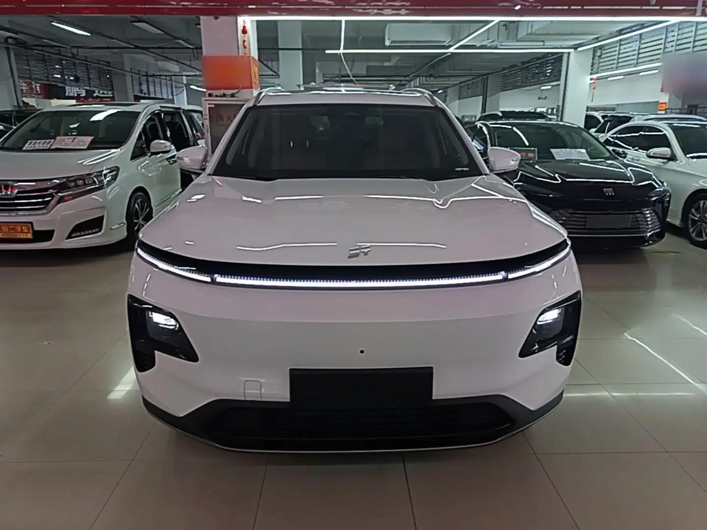 JETOUR Shanhai L7 2025 1.5T 120km Comfort Edition 5-Seater — миниатюра 2