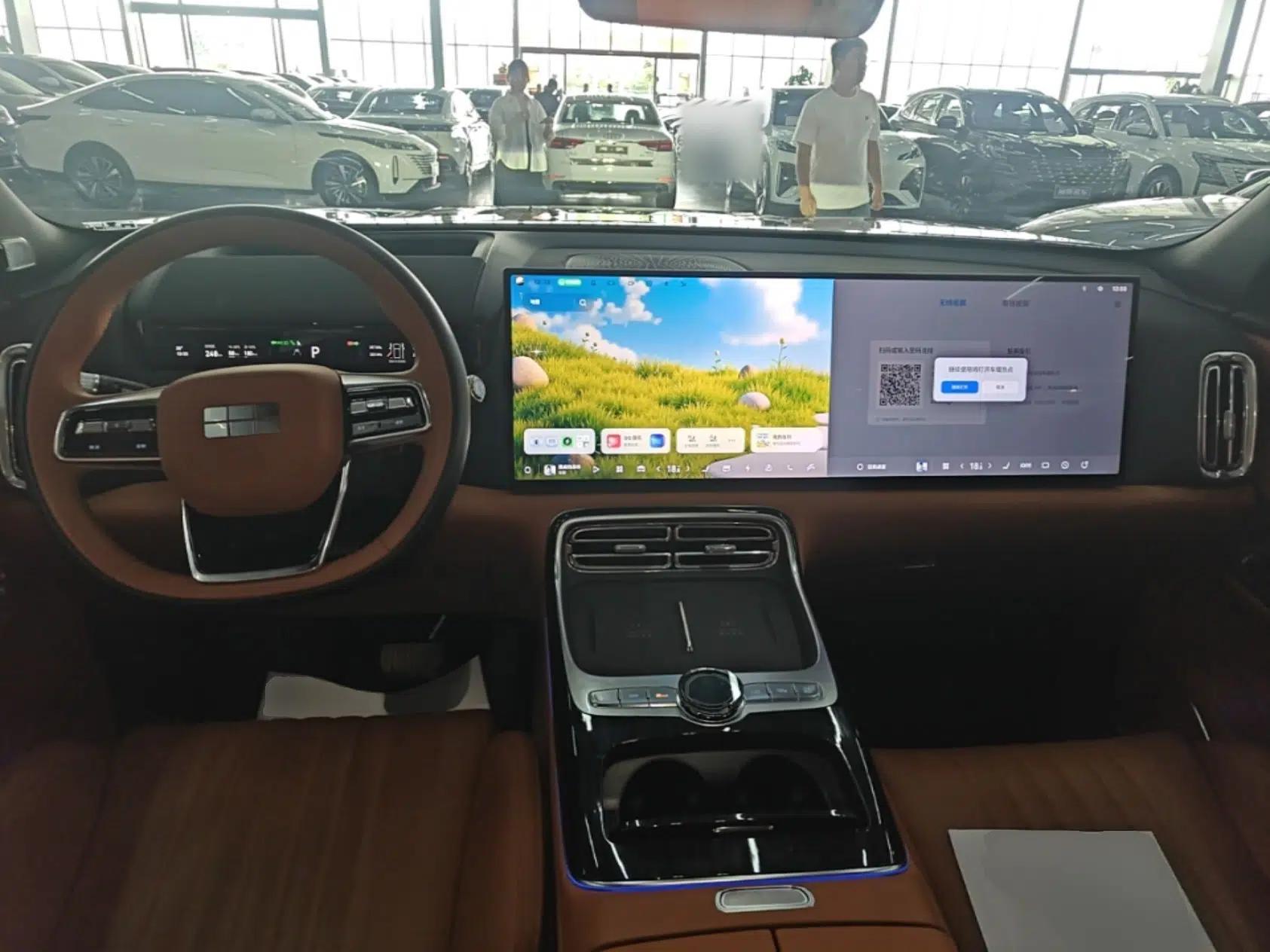 Geely Galaxy M9 2025 Model 210km Four-Wheel-Drive Leading Edition — миниатюра 12